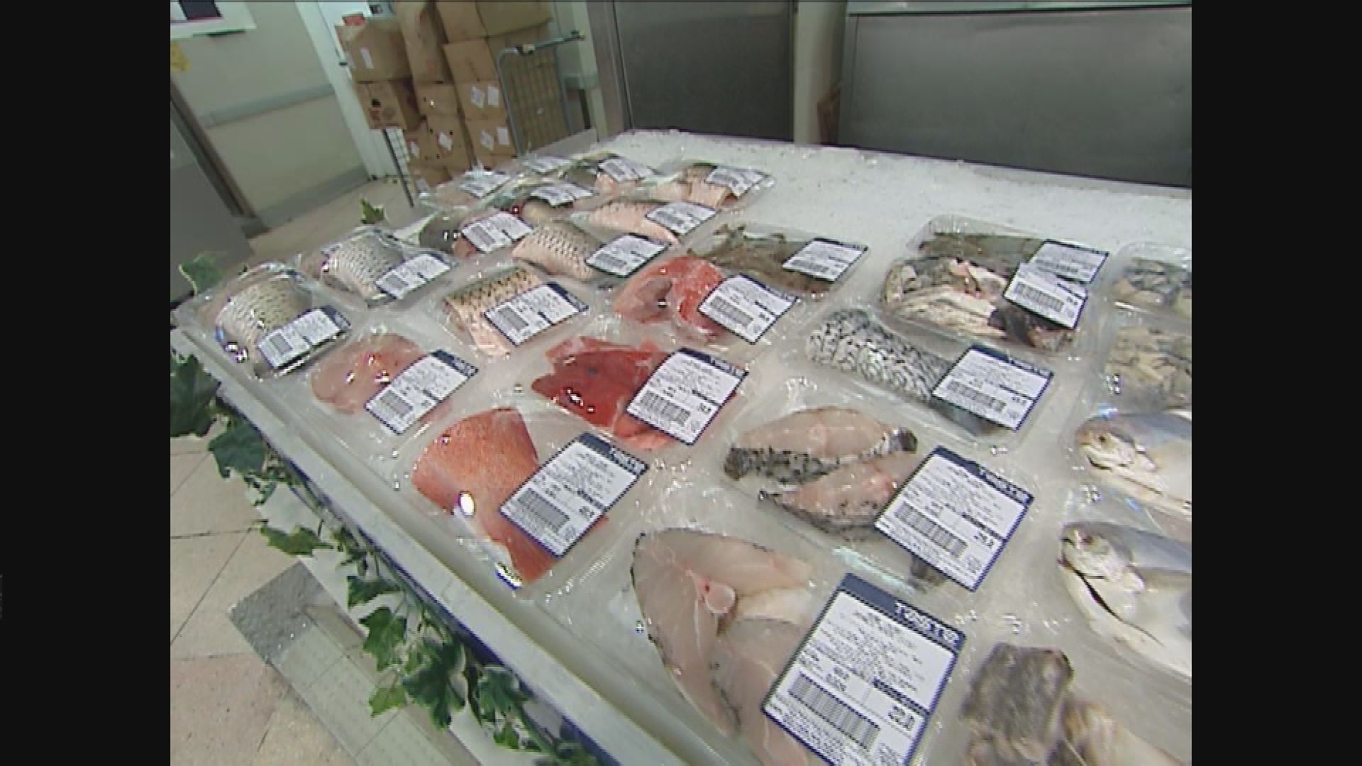 環保團體驗出部分超市海鮮含孔雀石綠