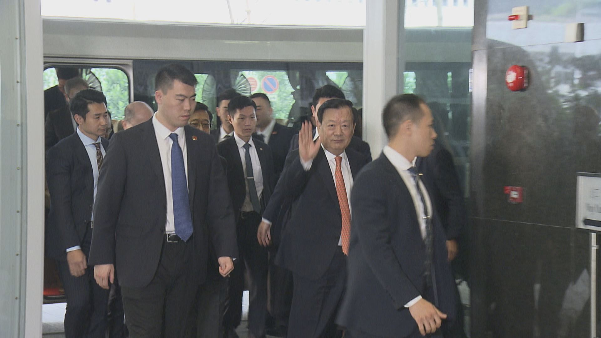 夏寶龍第五日訪港 早上政總會見金融界人士