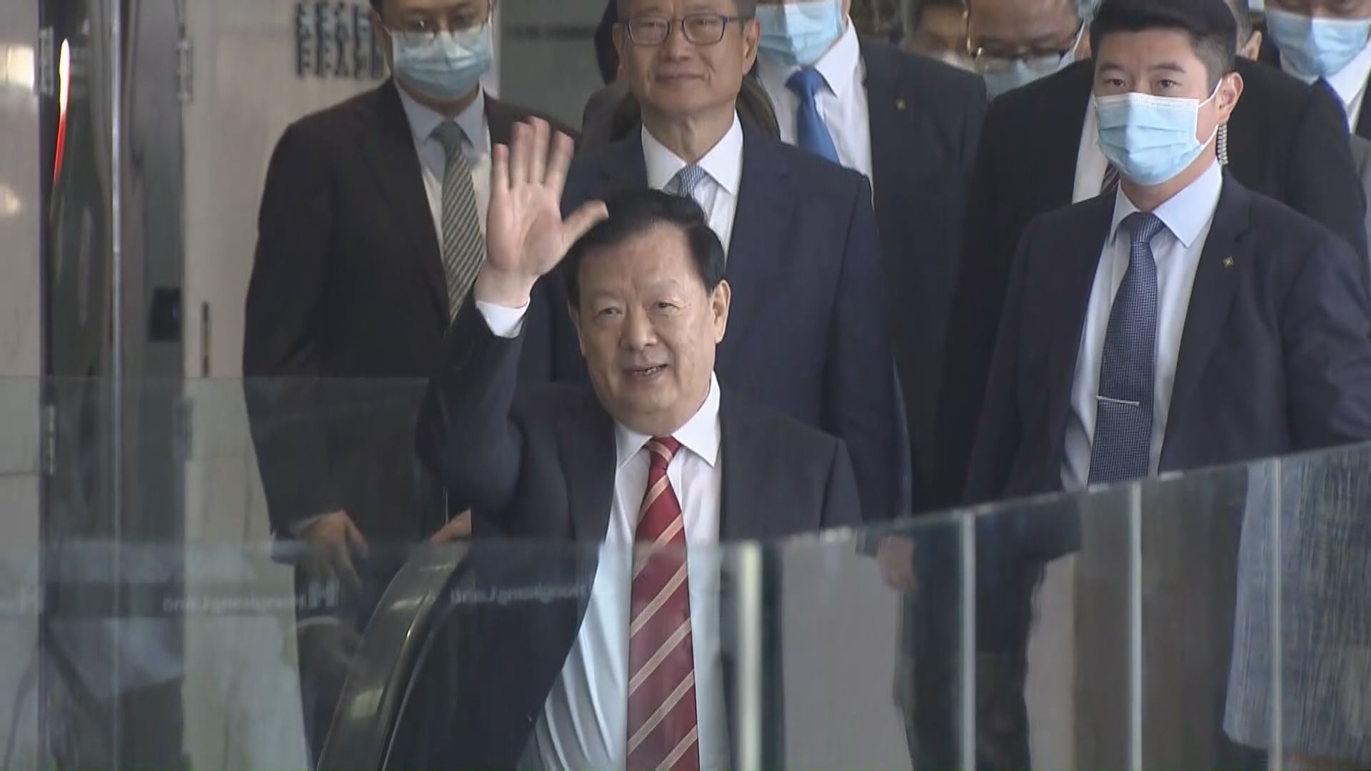 有商會代表引述夏寶龍稱一國兩制「五十年不變」是可以超越