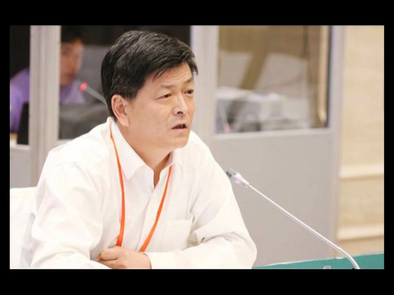 新疆日報原總編輯趙新尉被雙開