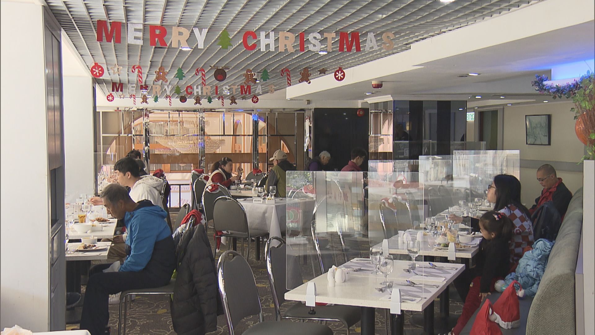 市民外遊 有酒店指自助餐生意大不如前 蘭桂坊協會料生意下跌至少一成