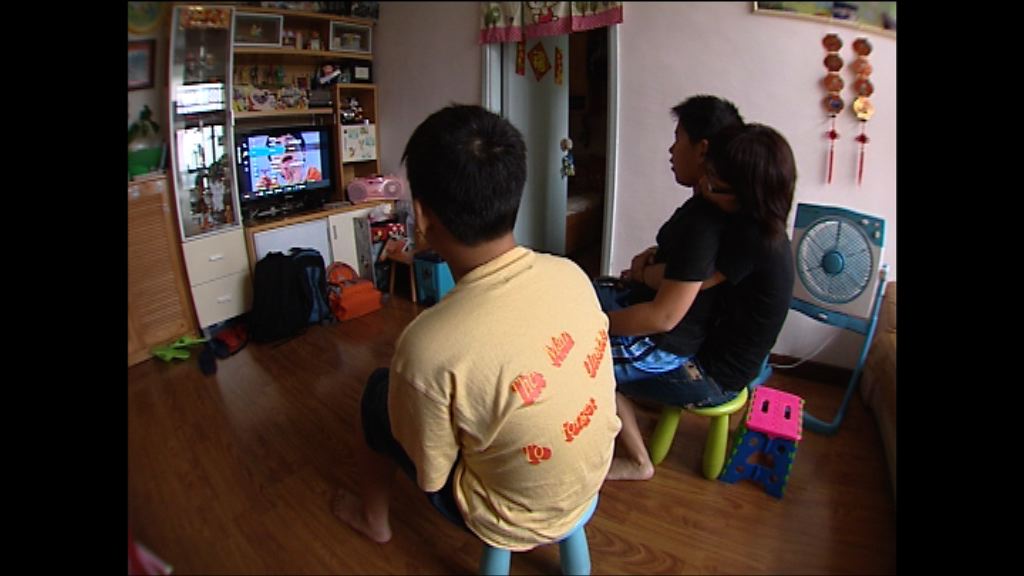 邱達昌：政府勿拖延審核免費牌照