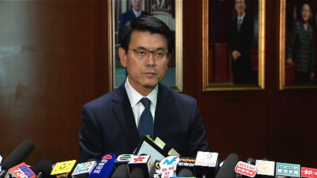 邱騰華：按機制調查無綫抽起港台節目投訴