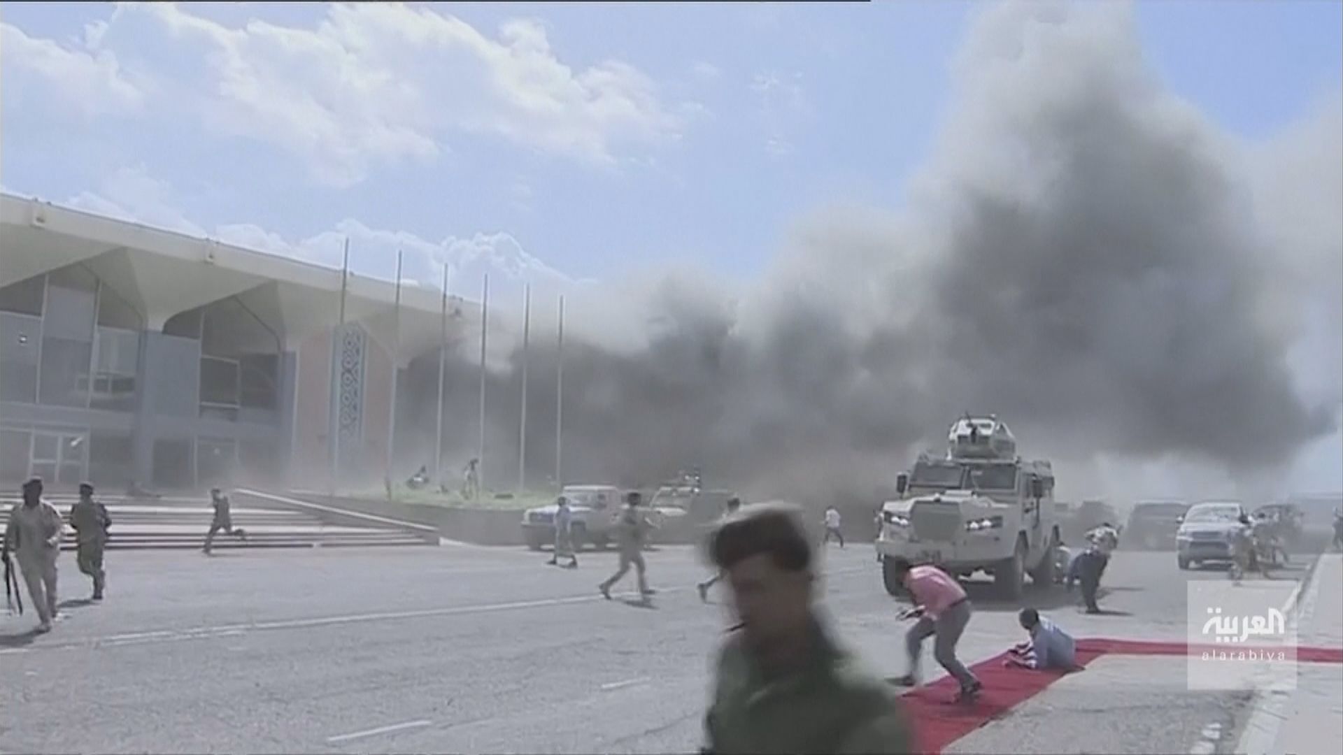 也門亞丁國際機場爆炸多人死傷