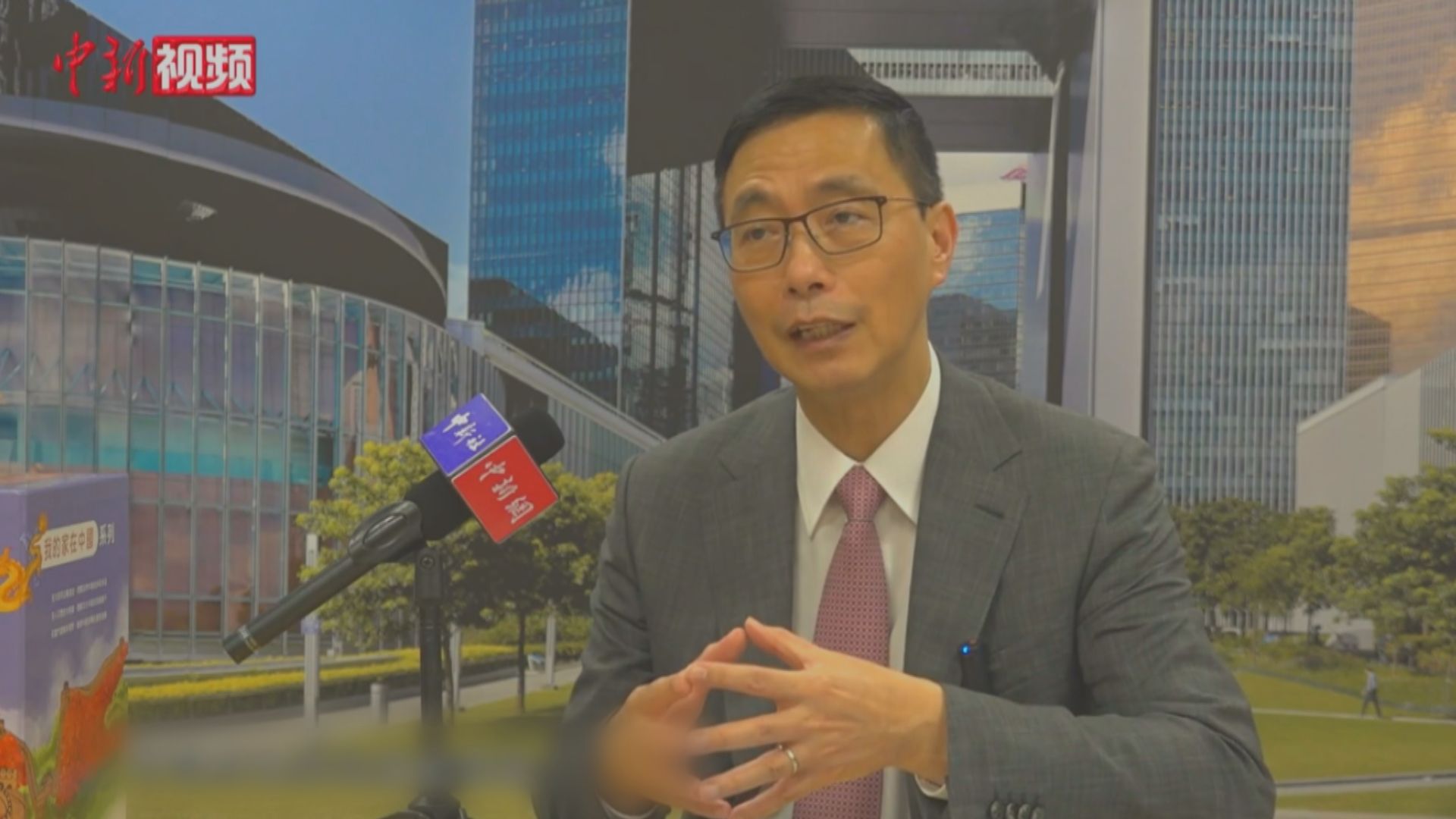 教育局向中小學派發國情讀本