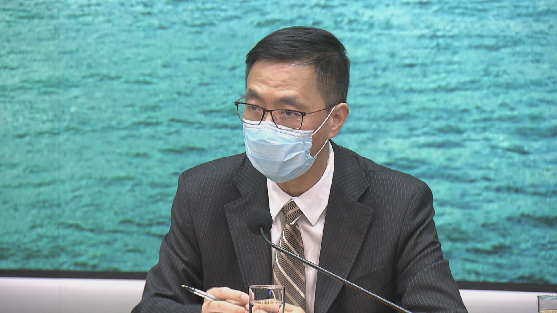 楊潤雄：復課仍要視乎疫情發展　目前未有決定