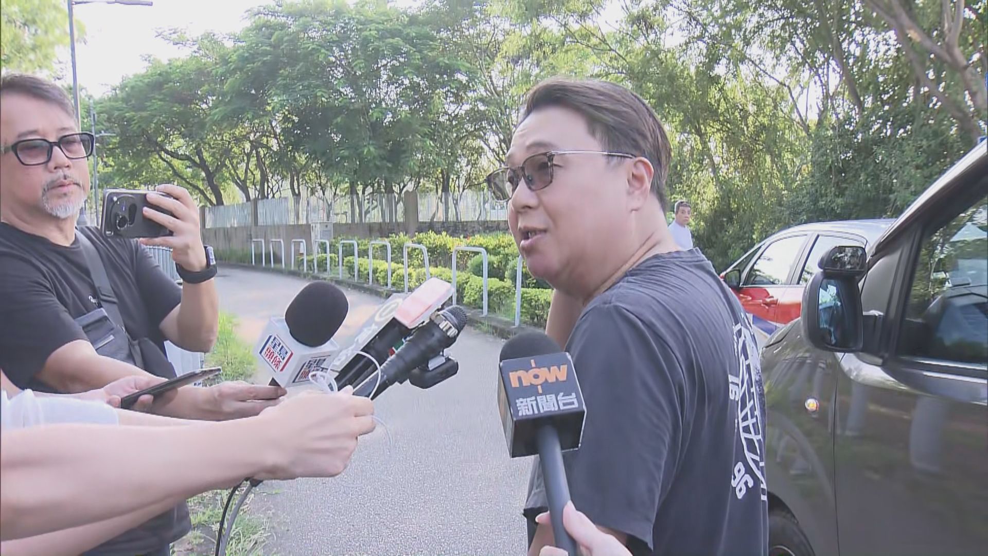 元朗狗咬人｜有市民表示附近曾見多隻狗出沒　會帶棍保護自己