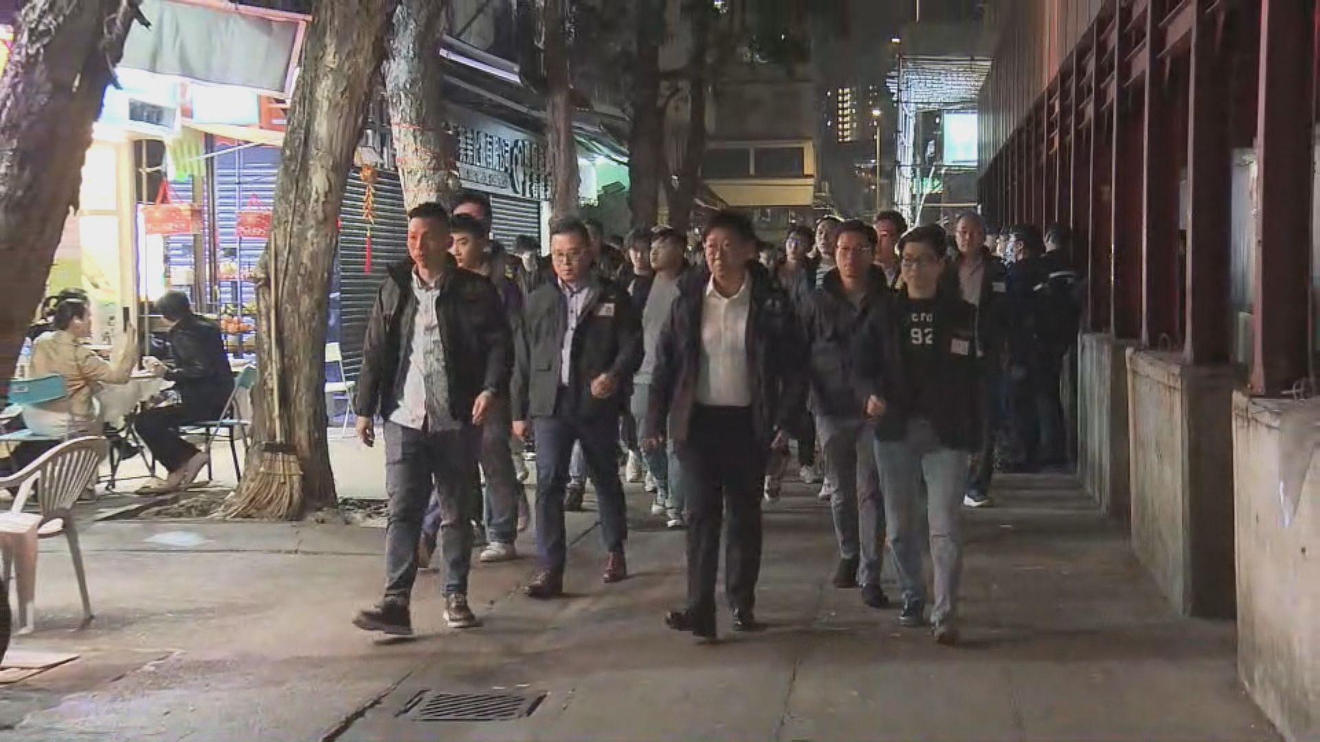 元朗斬人案　警方到娛樂場所執行反罪惡行動