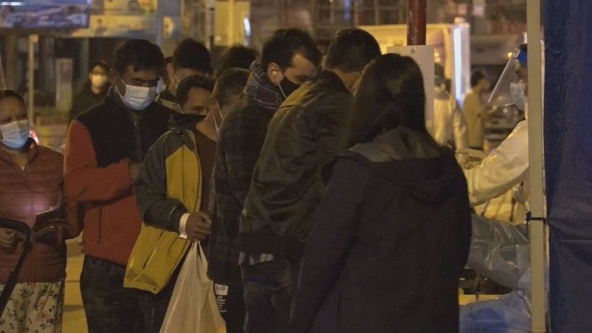 持陰性結果居民傍晚起登記後可離開　街道現人龍