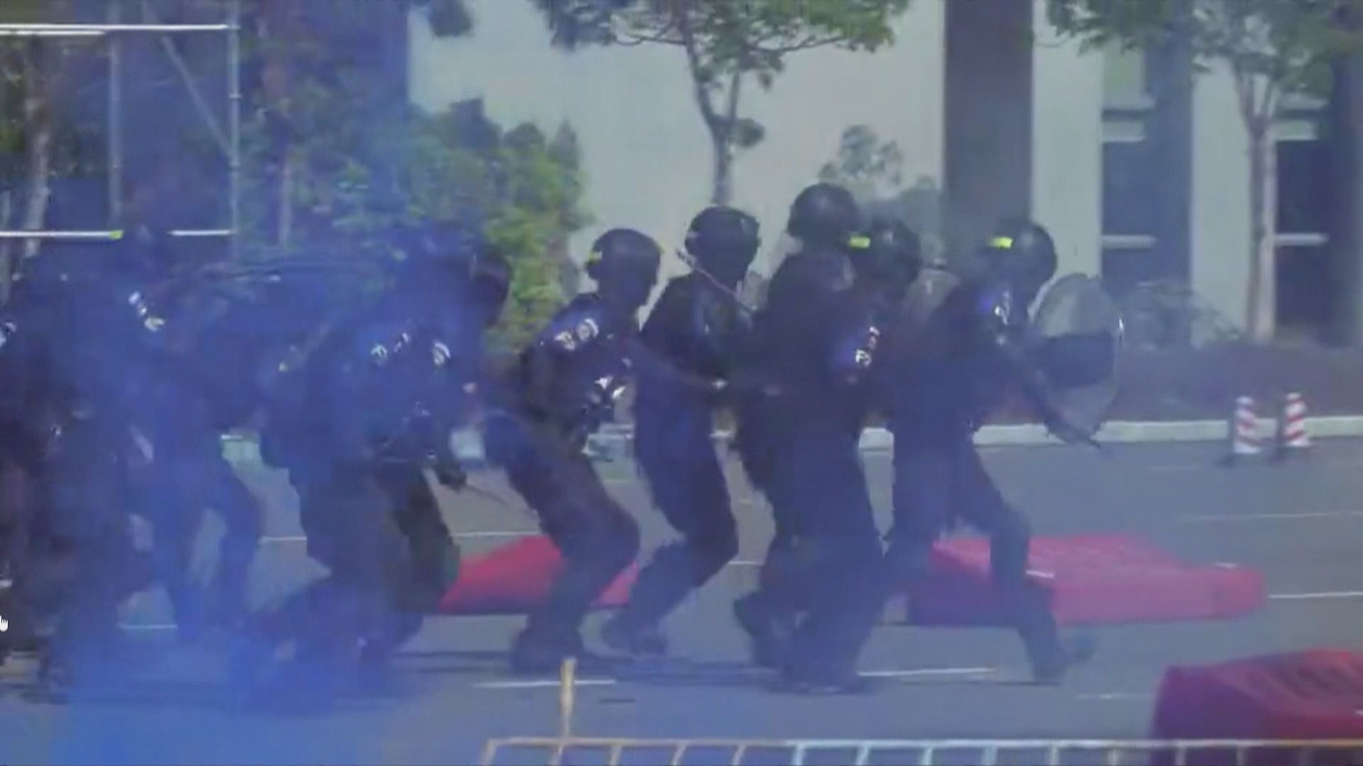 珠海公安於港珠澳大橋舉行反恐演習