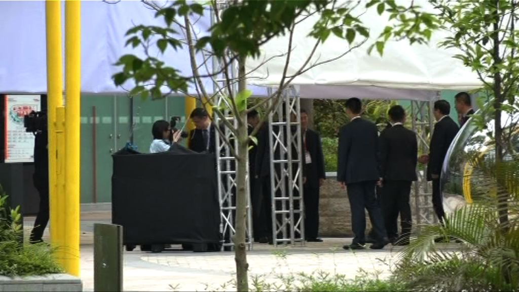 張德江抵科學園參觀創新科技